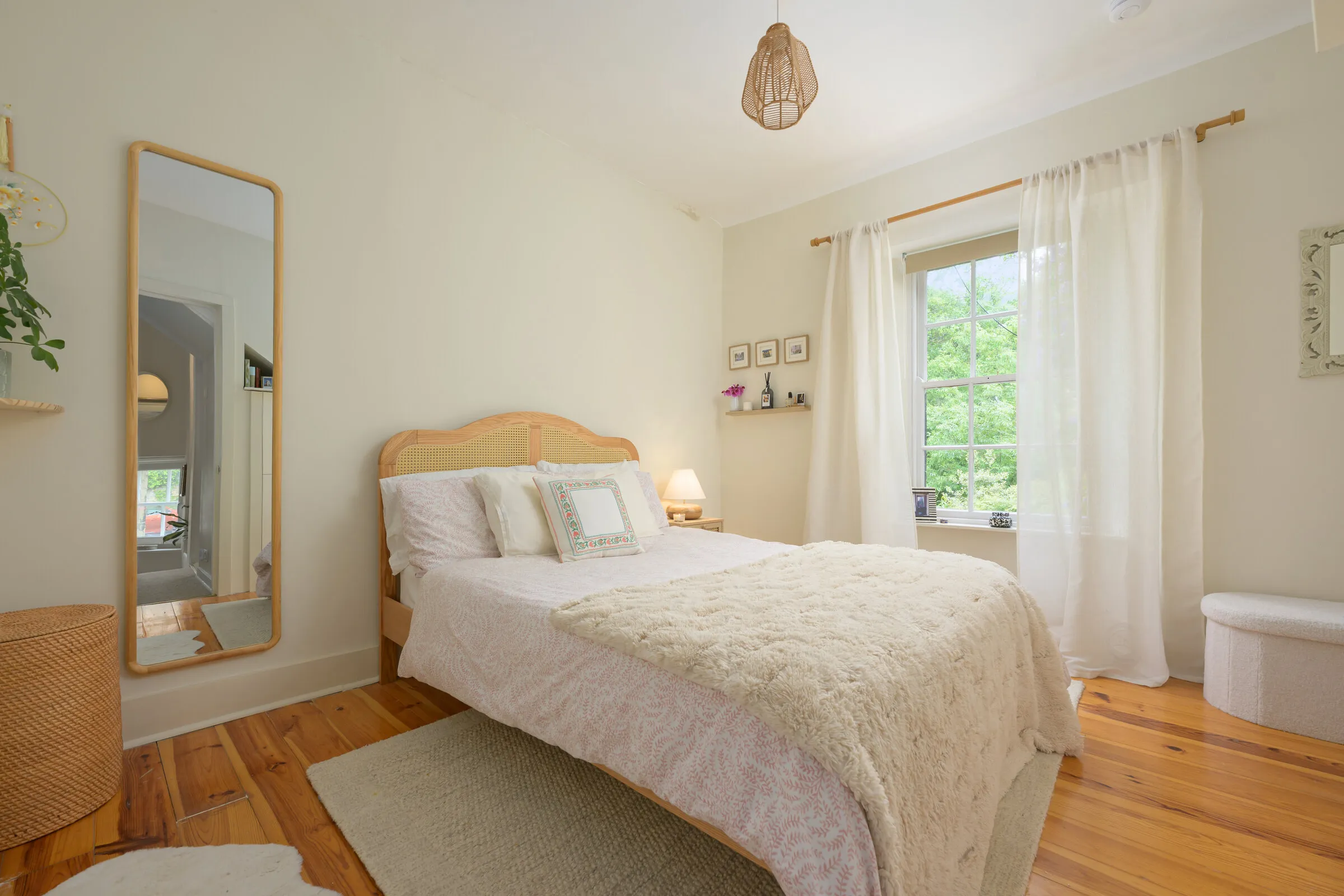 A double bedroom at Brewlands Cottage